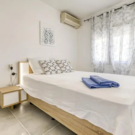 Port Mistral-2 By Interhome Apartment *